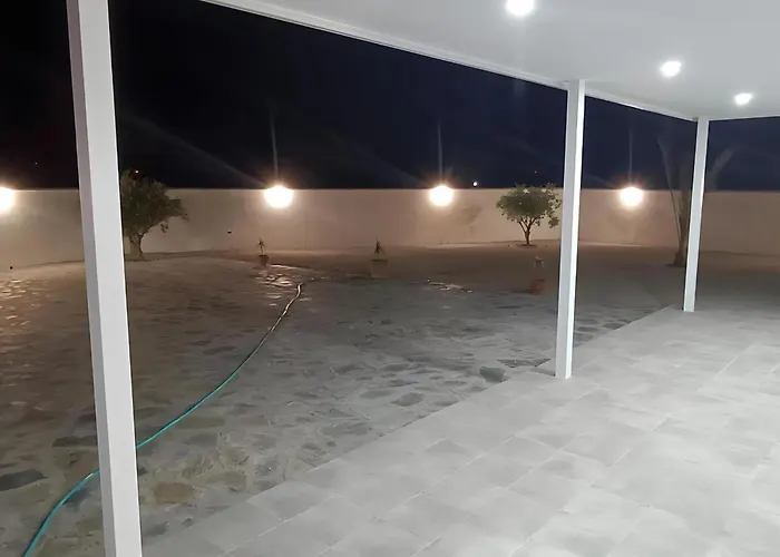 Chalet Con Piscina Privada Cerca De La Playa